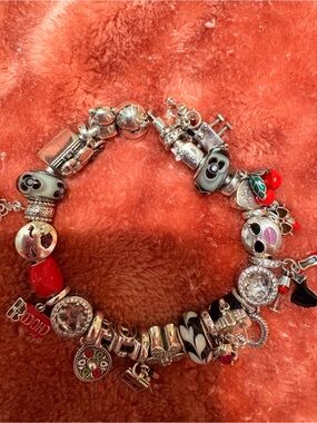 Linx bracelet with charms